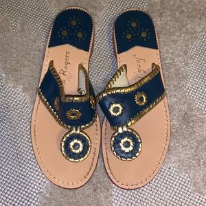 Jack Rogers, 7